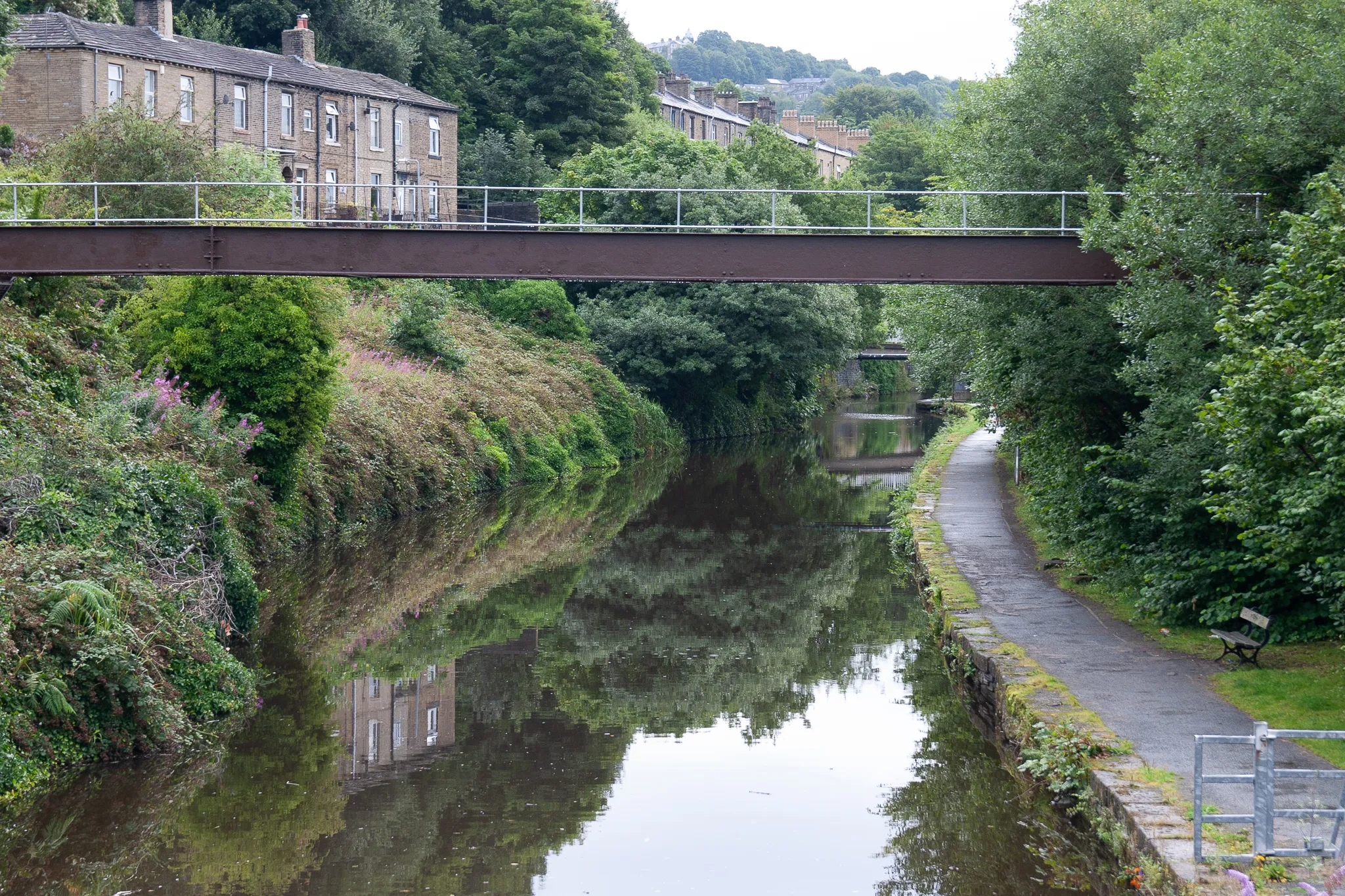 Sowerby Bridge Canal Picture 2